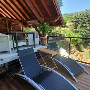 https://gite-spa-le-clos-de-mon-pere.hotels-rhonealpes.com